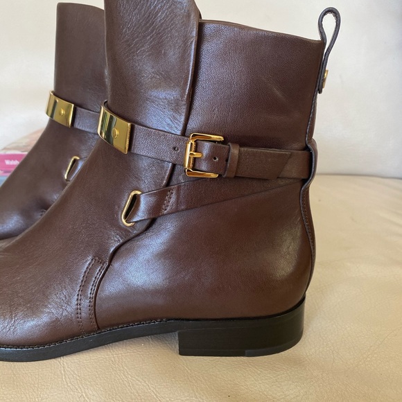 Michael Kors Leather Boots ✨ Never Worn ✨ - Picture 7 of 7